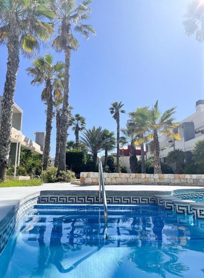 Breathtaking Apartment Torrevieja Ngoại thất bức ảnh